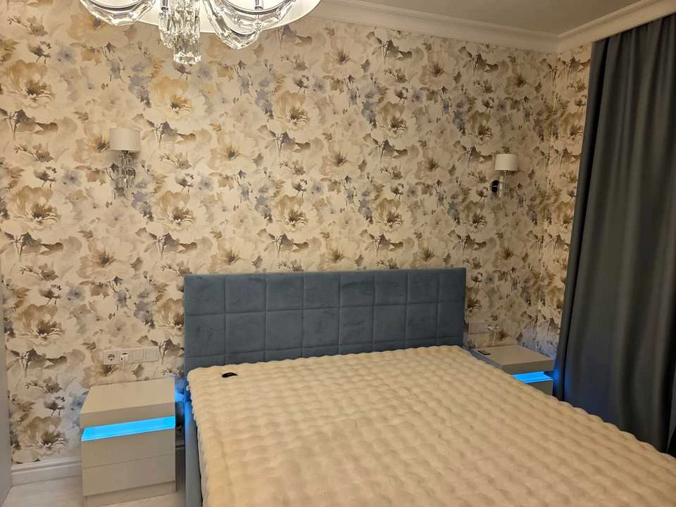 Квартира. Київ, Саперне Поле вул.
