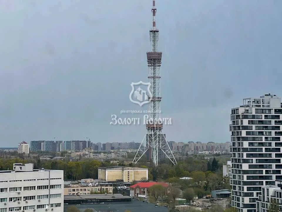 Квартира. Київ, Дегтярівська вул.