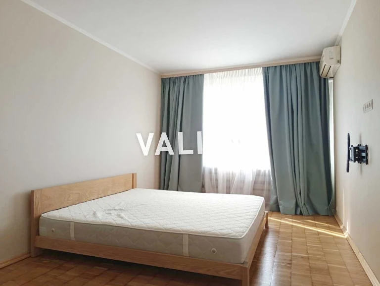 Продажа 1-комнатной квартиры 34м2 р-н Оболонь, пл.Оболонская