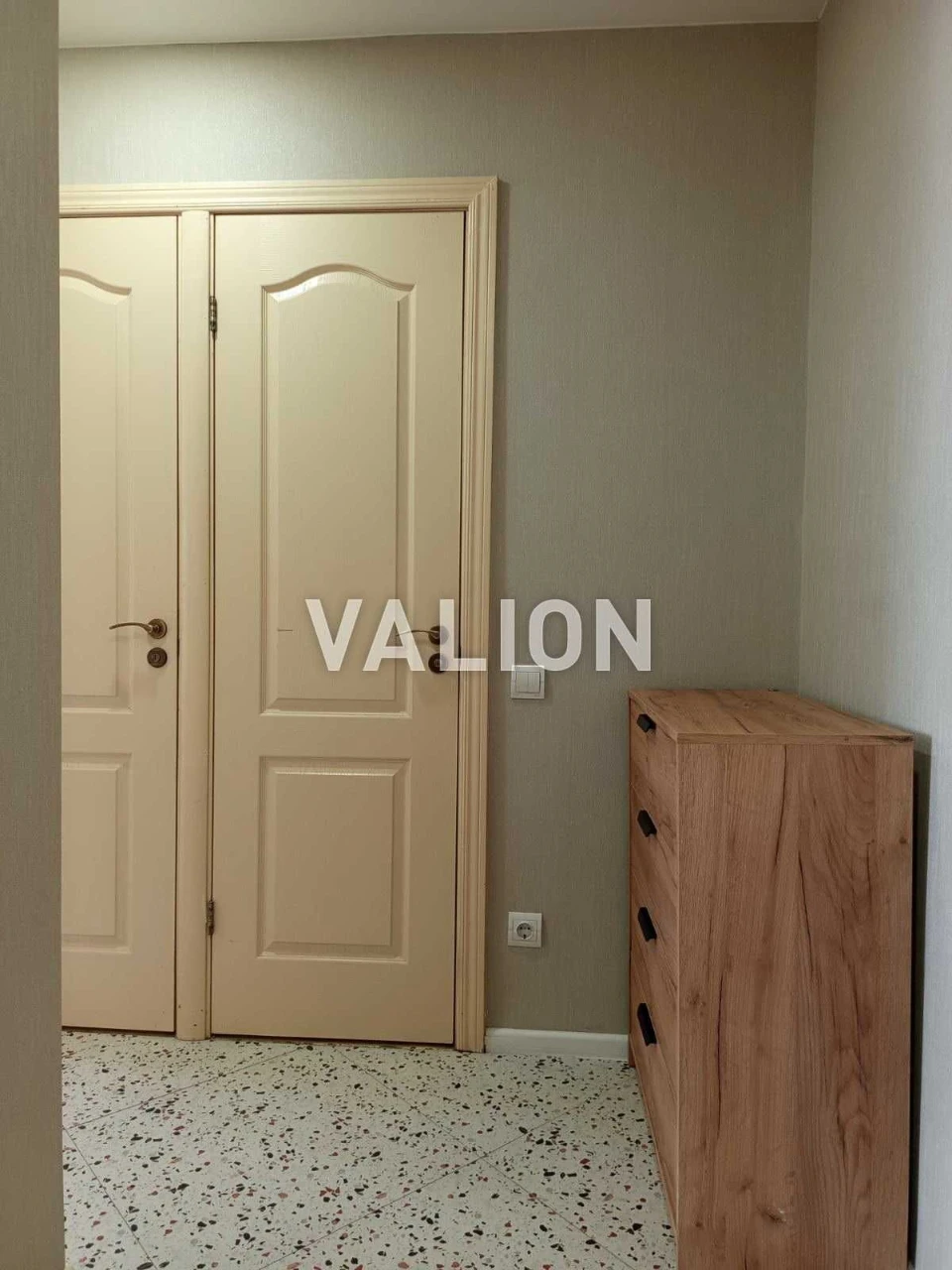 Продажа 1-комнатной квартиры 34м2 р-н Оболонь, пл.Оболонская