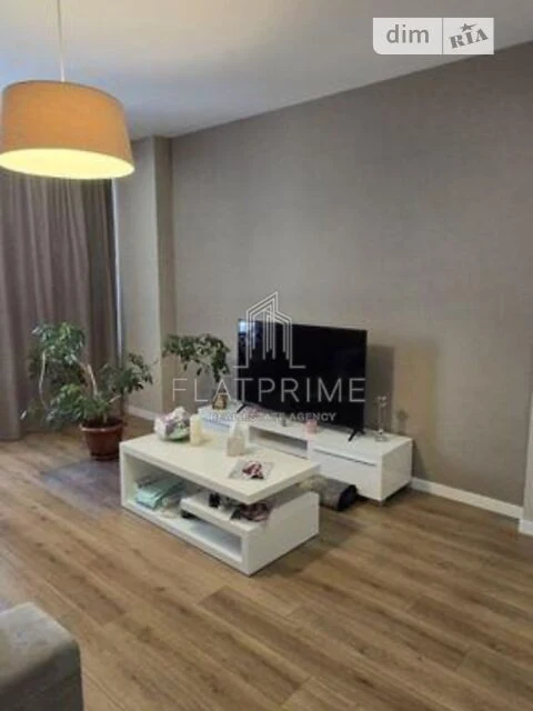 Sale of 2-room apartment 81.8 sq. m. on Andriy Verkhoglyada st. 20 •