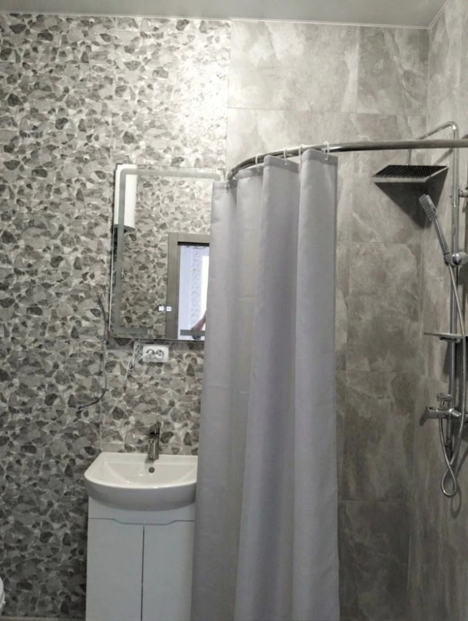 1 комнатная на Бочарова (Бувалкина)35 м²! Свежий ремонт! Газ