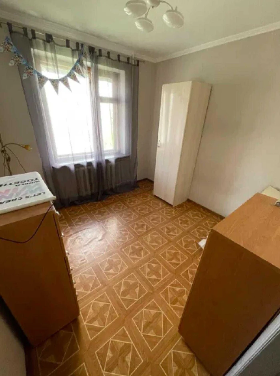Під держпрограми: 3к + мансарда 50 м² на Бабаджаняна, Черему