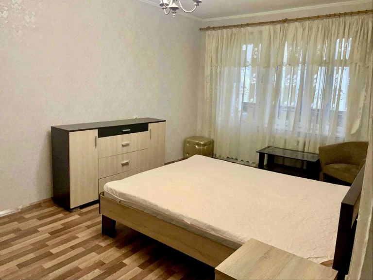 1к квартира Таірова вул.Є.Чикаленка