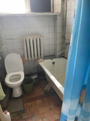 Продам 2 х ком. кв.ХТЗ.Ул.Мира, 28.