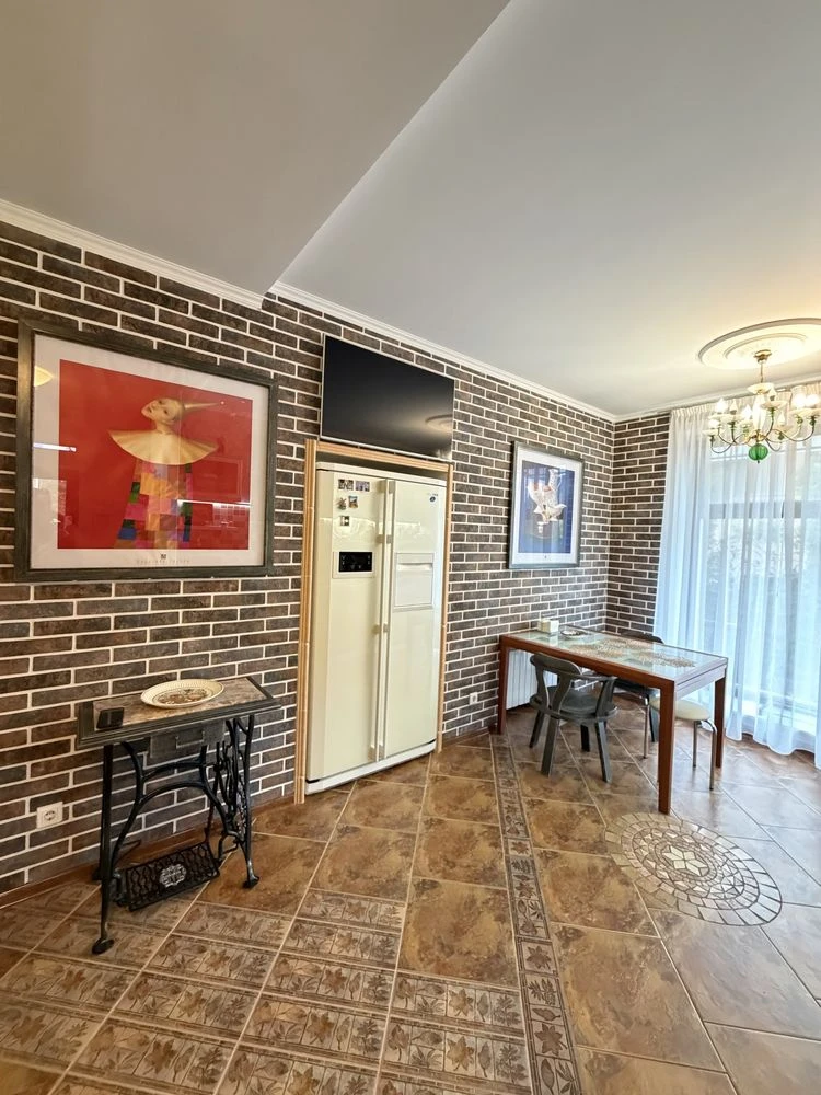 Статусная загородная резиденция | 270 м² + гостевой дом 100