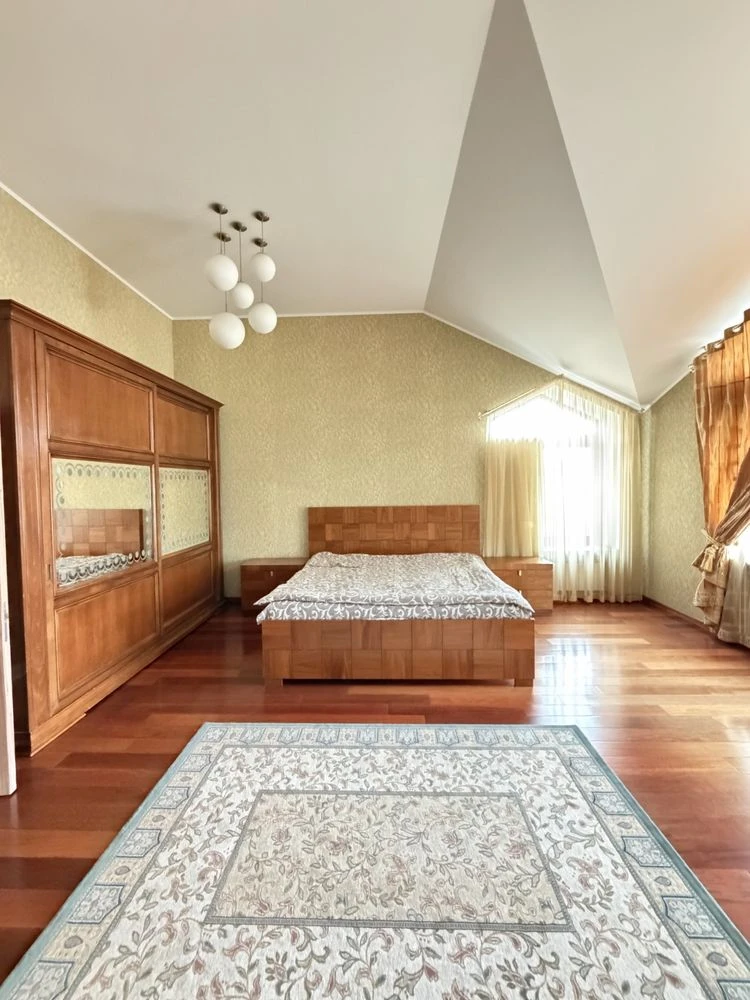 Статусная загородная резиденция | 270 м² + гостевой дом 100