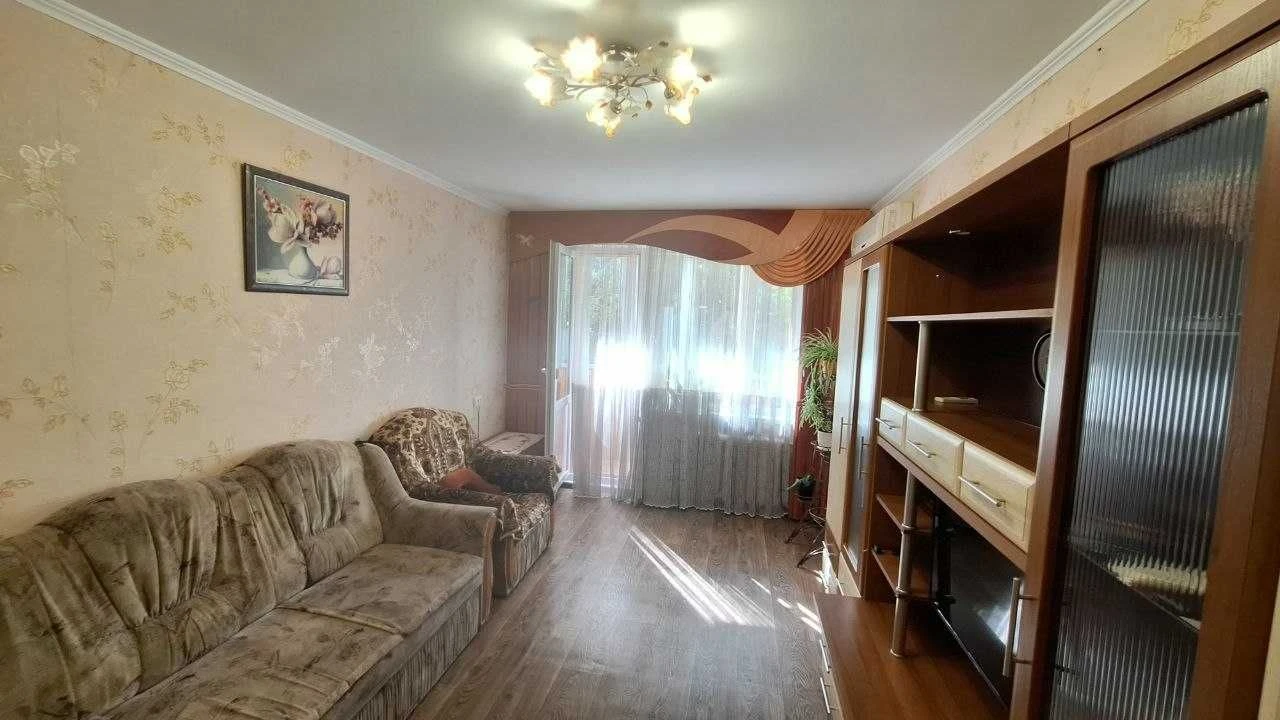 Продам 2-х комн. квартиру, Є-Відновлення, Ваучер