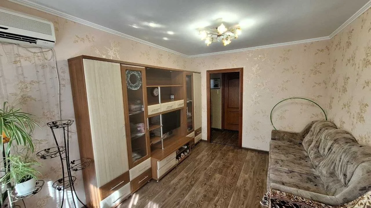Продам 2-х комн. квартиру, Є-Відновлення, Ваучер