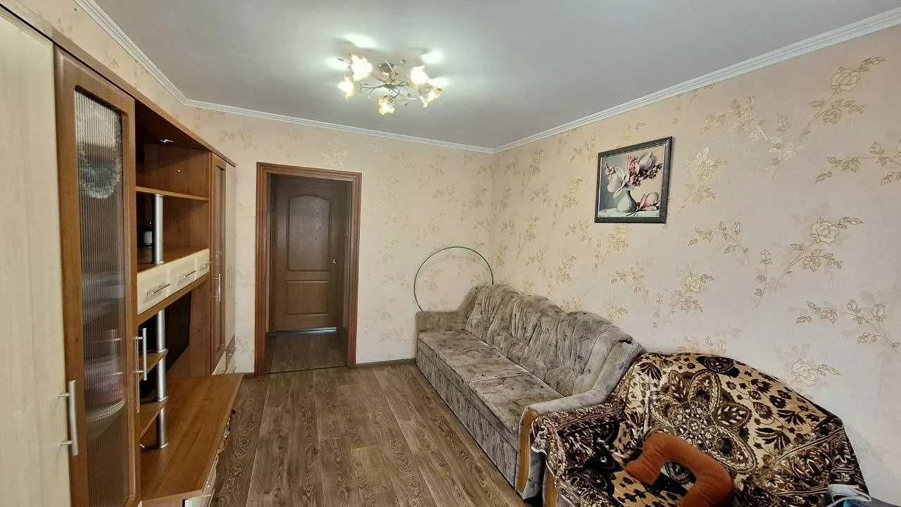 Продам 2-х комн. квартиру, Є-Відновлення, Ваучер