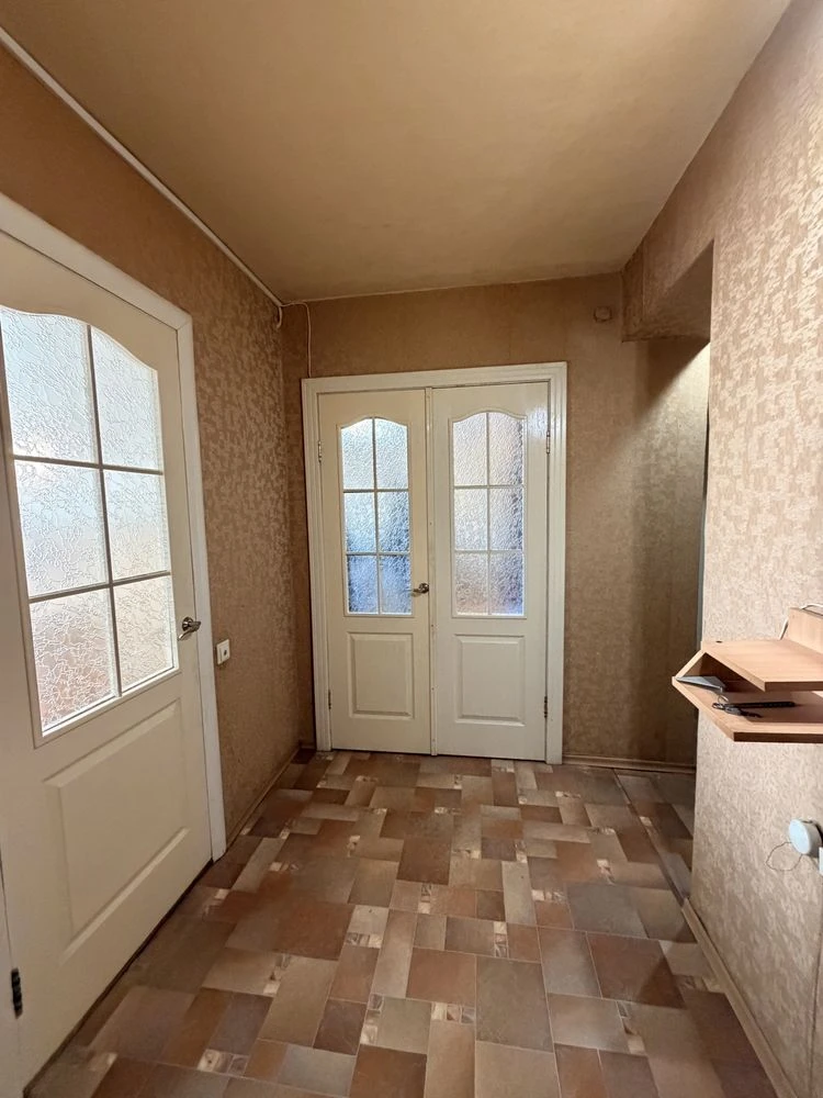 В продажу простора 3 кімнатна квартира
