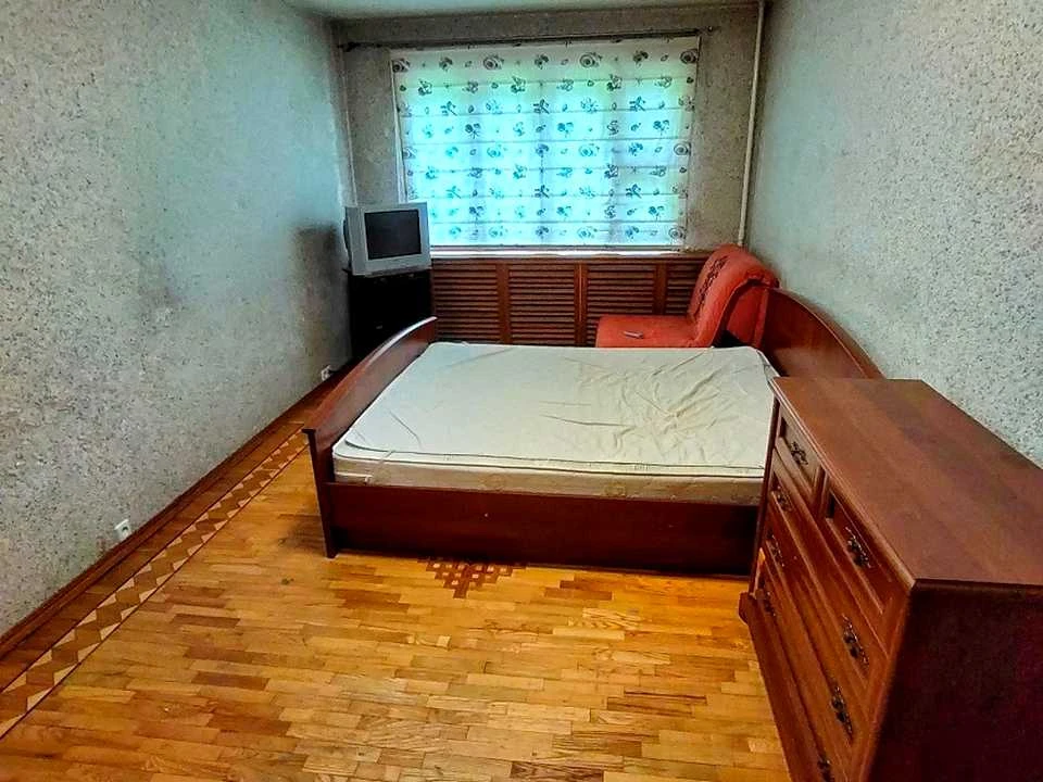 Квартира. Київ, Деміївська вул.