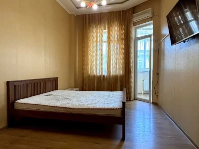 Квартира. Дніпро, Театральна вул.