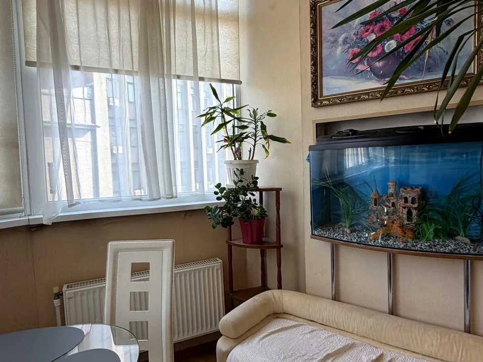 Квартира. Дніпро, Театральна вул.