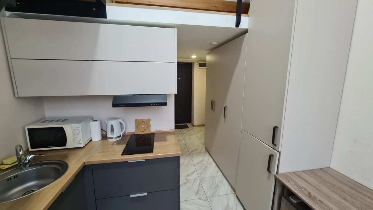 Продам свою дворівневу квартиру  SMART HOUSE Машинобудівна 4