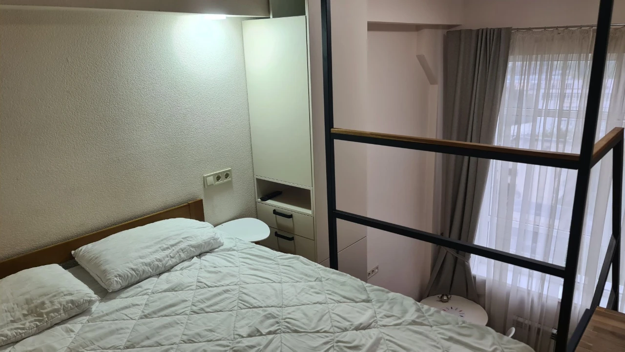 Продам свою дворівневу квартиру  SMART HOUSE Машинобудівна 4