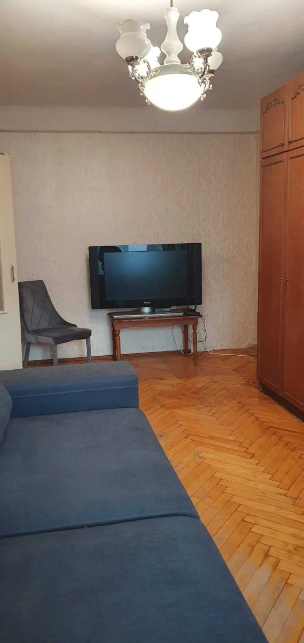 Продам однокімнатну квартиру вул.Празька,31