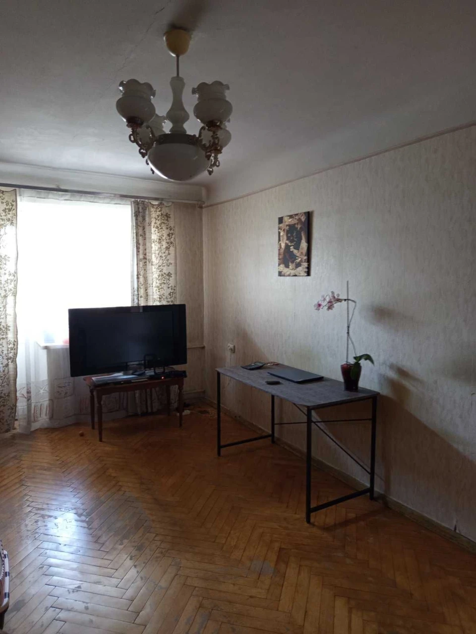 Продам однокімнатну квартиру вул.Празька,31