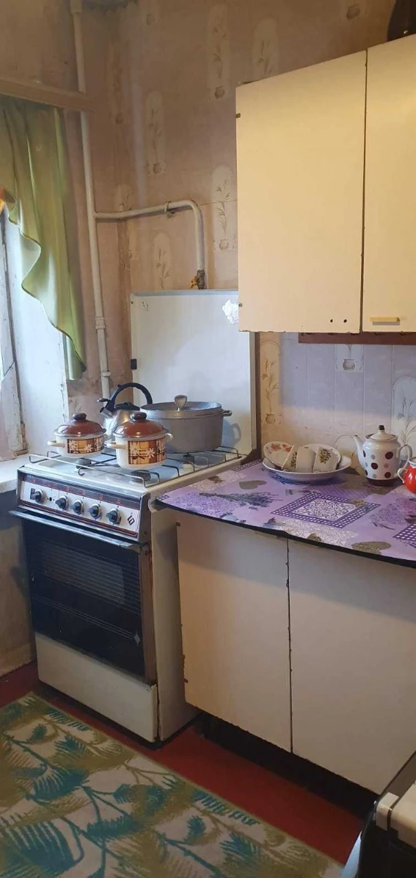 Продам однокімнатну квартиру вул.Празька,31