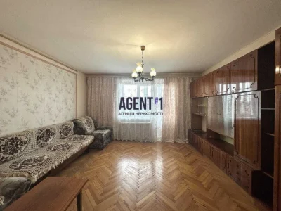3-кімнатна квартира з ремонтом 68 кв.м. Київ, метро Дорогожи
