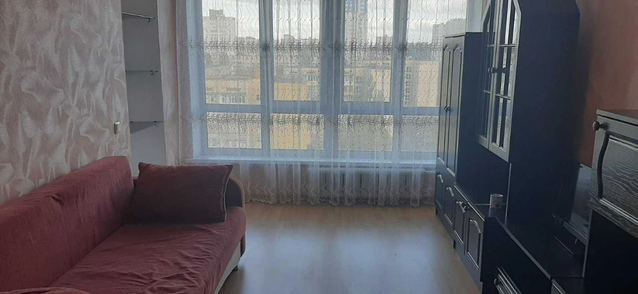 квартира на бульв.Жуля Верна.11,м.Святошин