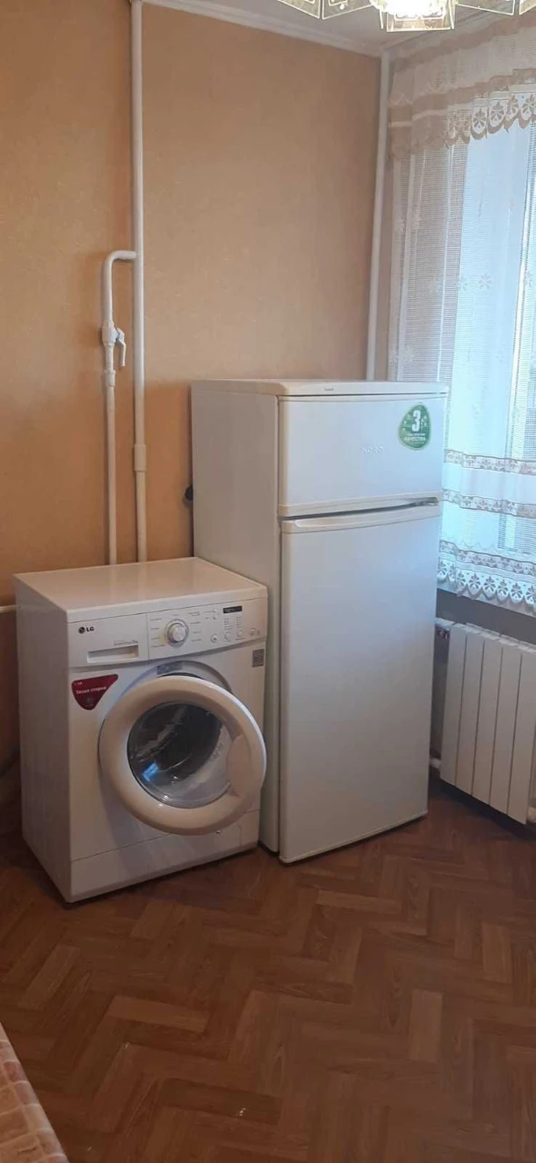 квартира на бульв.Жуля Верна.11,м.Святошин