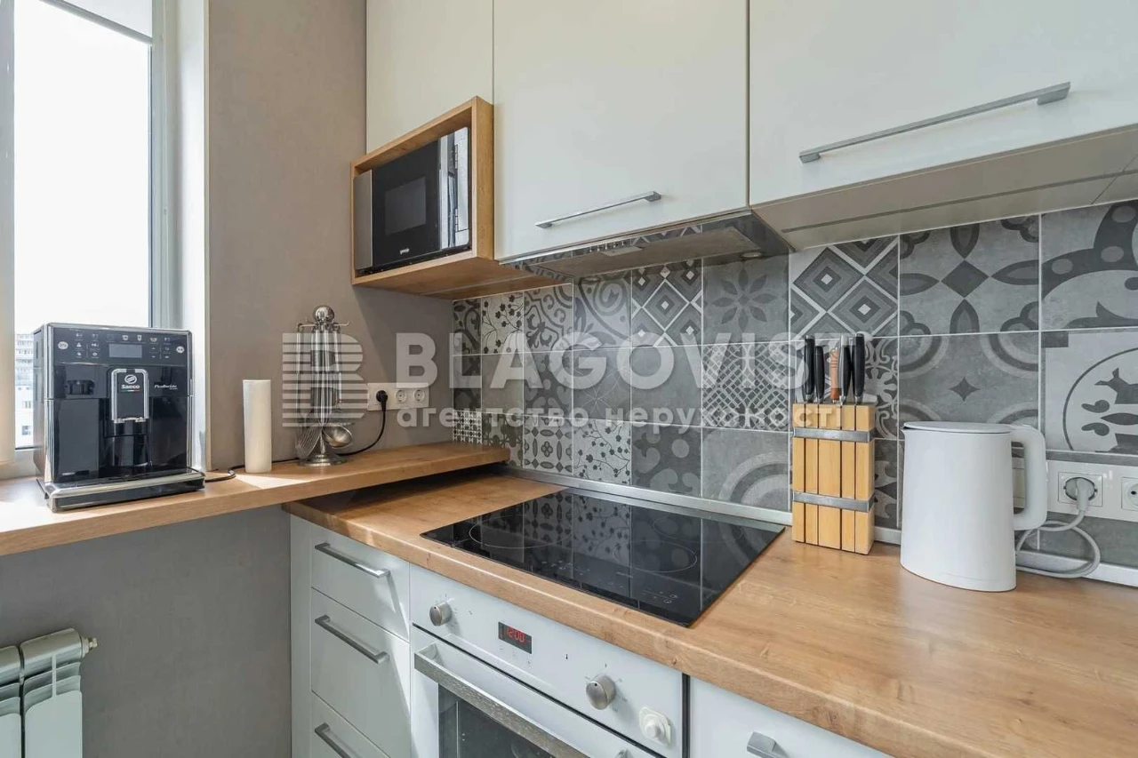 Життя з видом на парк! Продаж БЕЗ комісії стильної євродвокі