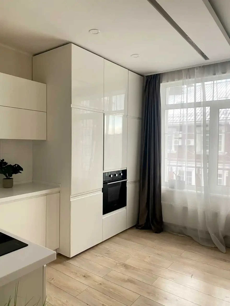 Продаж 3 кімнати Британський квартал  110квм вул Луценка Дми