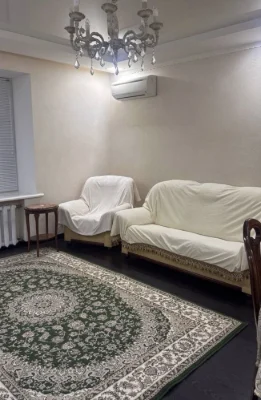 Продам 3-комнатную квартиру Яворницкого 45 Центр
