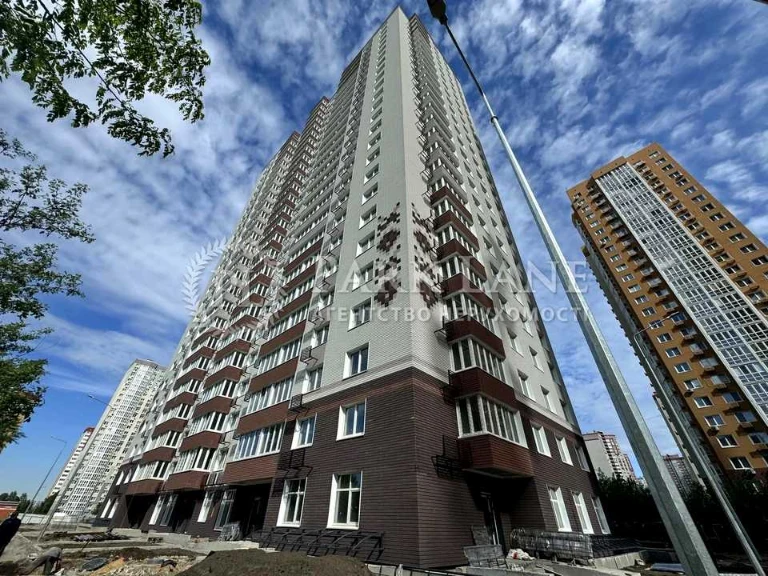 Квартира. Київ, Софії Русової вул.