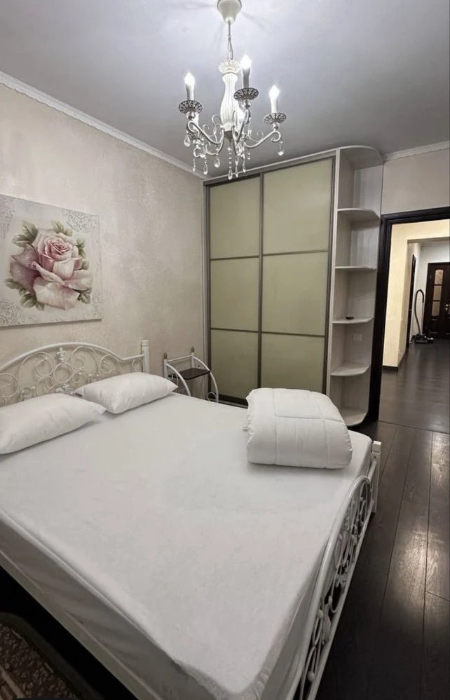 Продам 3-комнатную квартиру Яворницкого 45 Центр