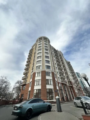 Квартира в новом доме Каркашадзе , Французский бульвар