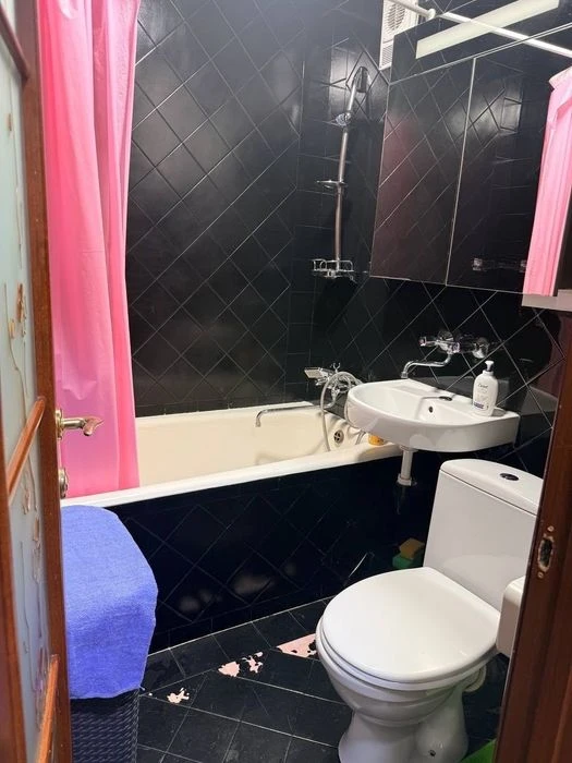 Продам 2х.комнатную на Люстдорфской взр.