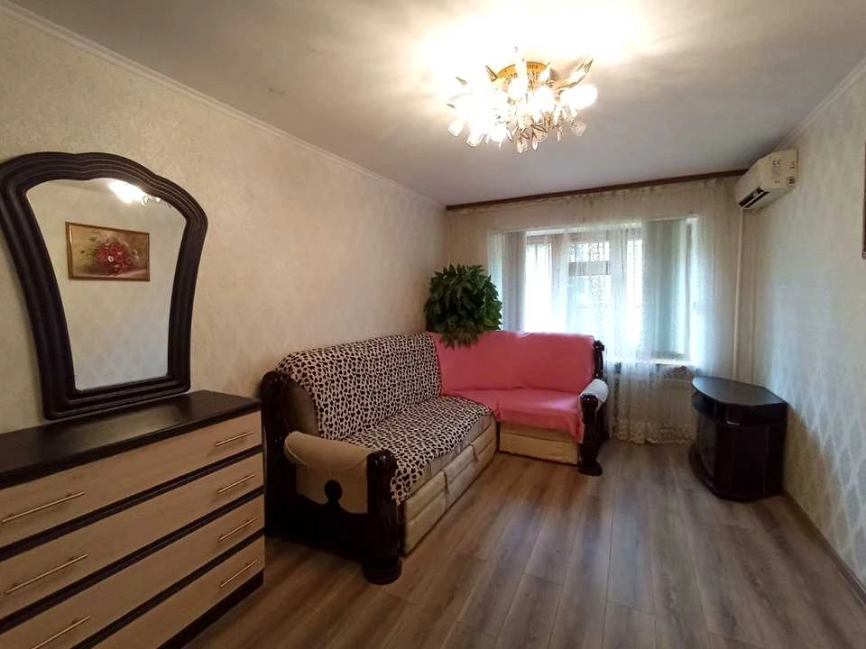 Квартира. Одеса, Чорноморського Козацтва вул.