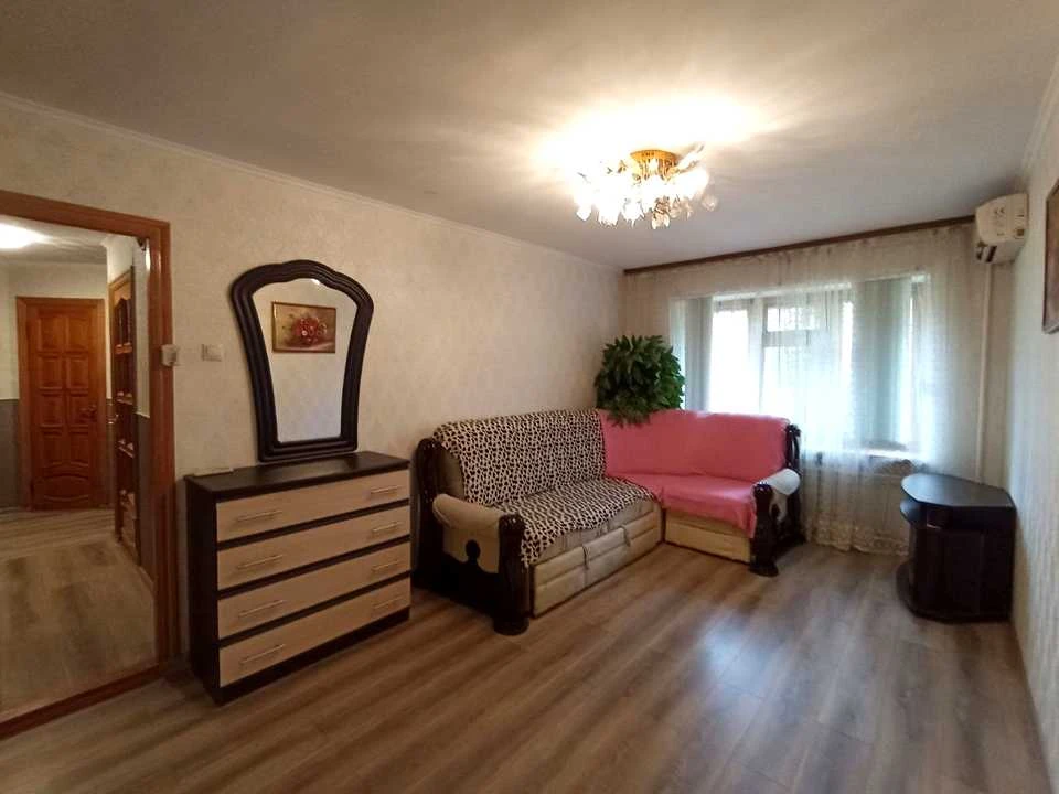 Квартира. Одеса, Чорноморського Козацтва вул.