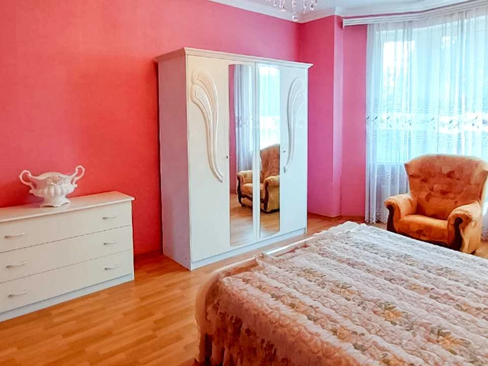 Будинок. Одеса, Кришталева вул.