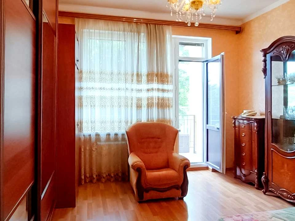 Будинок. Одеса, Кришталева вул.