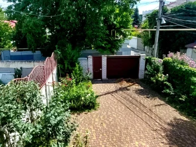 Будинок. Одеса, Кришталева вул.