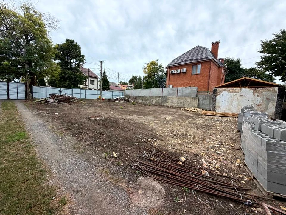 Ділянка. Одеса, Окружна вул.