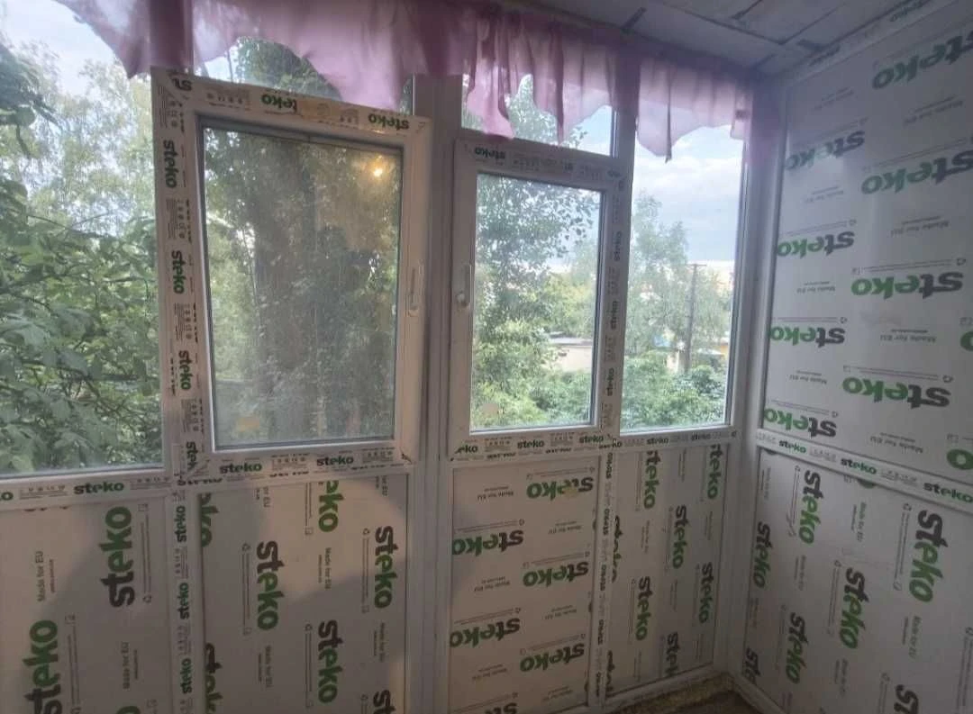 Продам 1 к.кв. на по. Аэрокосмическом ( Гагарина)