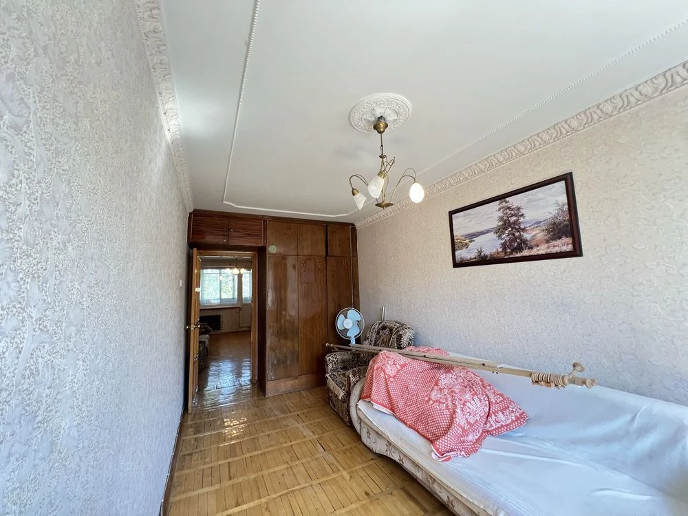 Продам 2 кімнатну квартиру на Салтівці вул. Нескорених 37Б