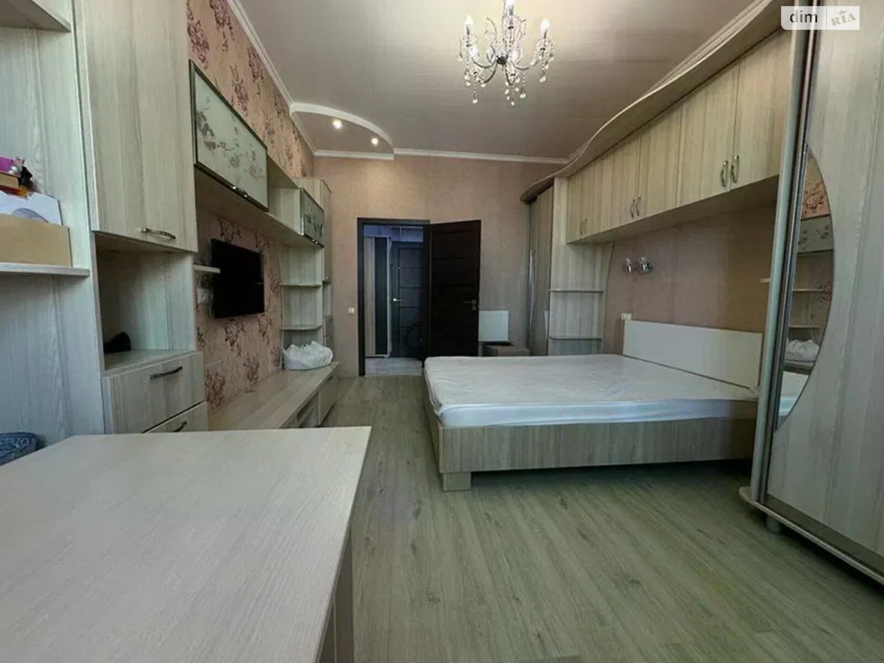 Продажа квартир Приморский.