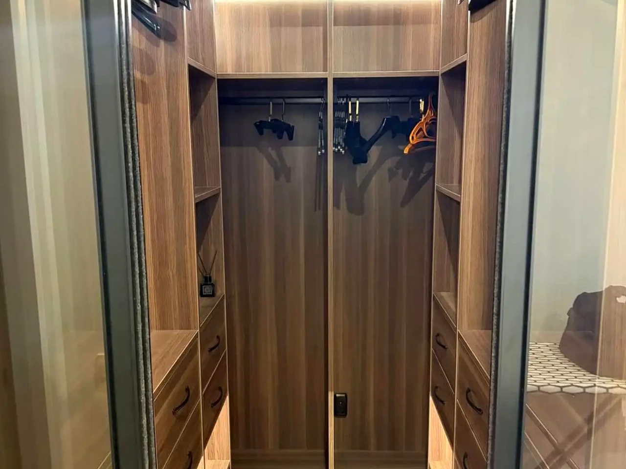 Apartment for sale 2-room. 80 m² 18/25 floor.