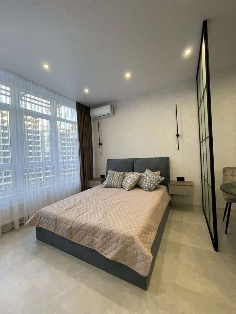 I will rent a 1-room apartment in the Atmosfera Arcadia residential complex