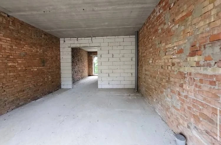 Продається Таунхаус на Пятничанах.
