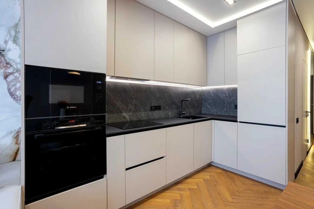 NEW! 3K residential complex Varshavsky 3 Oleksandra Olesya St. Building 7.6 Zmiye