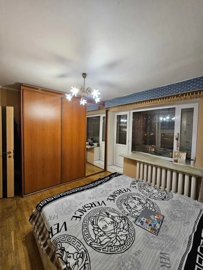 For sale 5-room apartment 120 m², Volodymyr Antonovych street