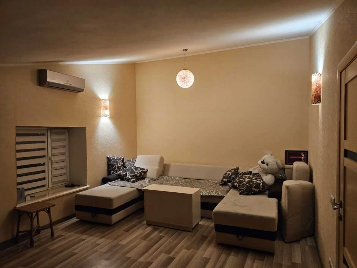 For sale 5-room apartment 120 m², Volodymyr Antonovych street