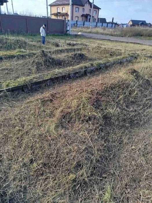 Земельна ділянка 9 сот. з ФУНДАМЕНТОМ 100м² та КОМУНІКАЦІЯМИ