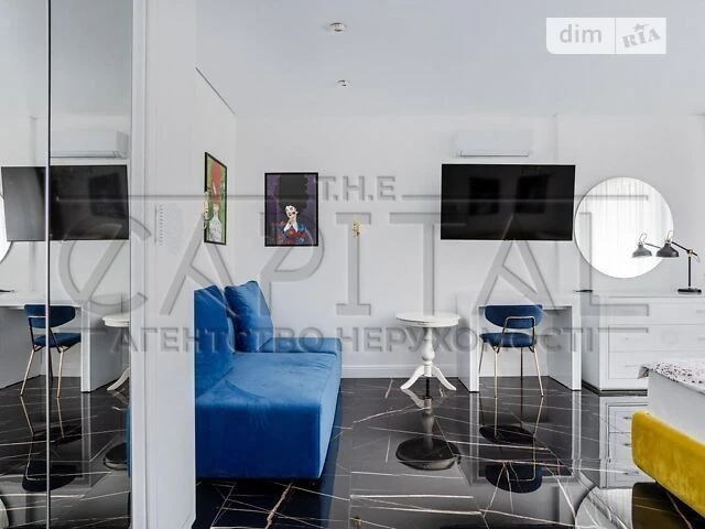 Продажа 3к квартиры 122 кв. м по ул. пр-т Оболонский 26 • I